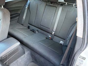 BMW 120 - 10