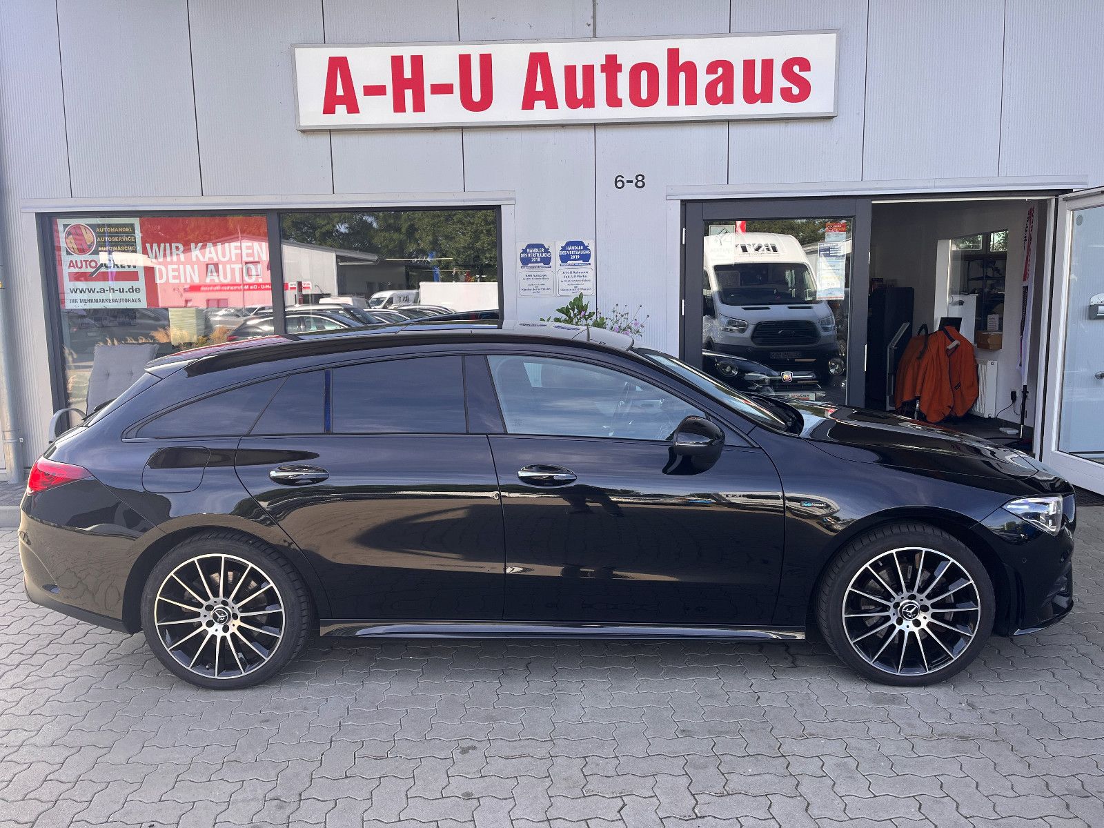 Fahrzeugabbildung Mercedes-Benz CLA Shooting Brake CLA 250 e AMG-Line