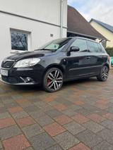 Skoda Fabia 1.4l TSI DSG RS RS - Skoda Fabia: RS Tsi