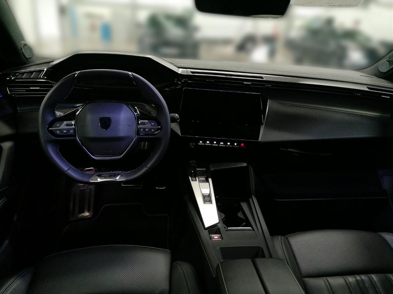 Fahrzeugabbildung Peugeot 408 GT Plugin Hybrid 180 e-EAT8