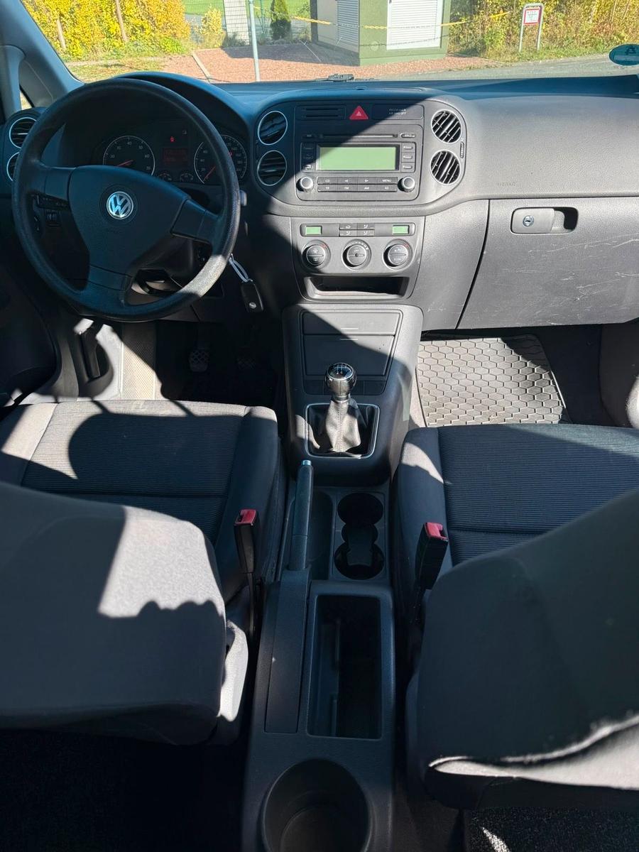 Volkswagen Golf 2005 — photo 10