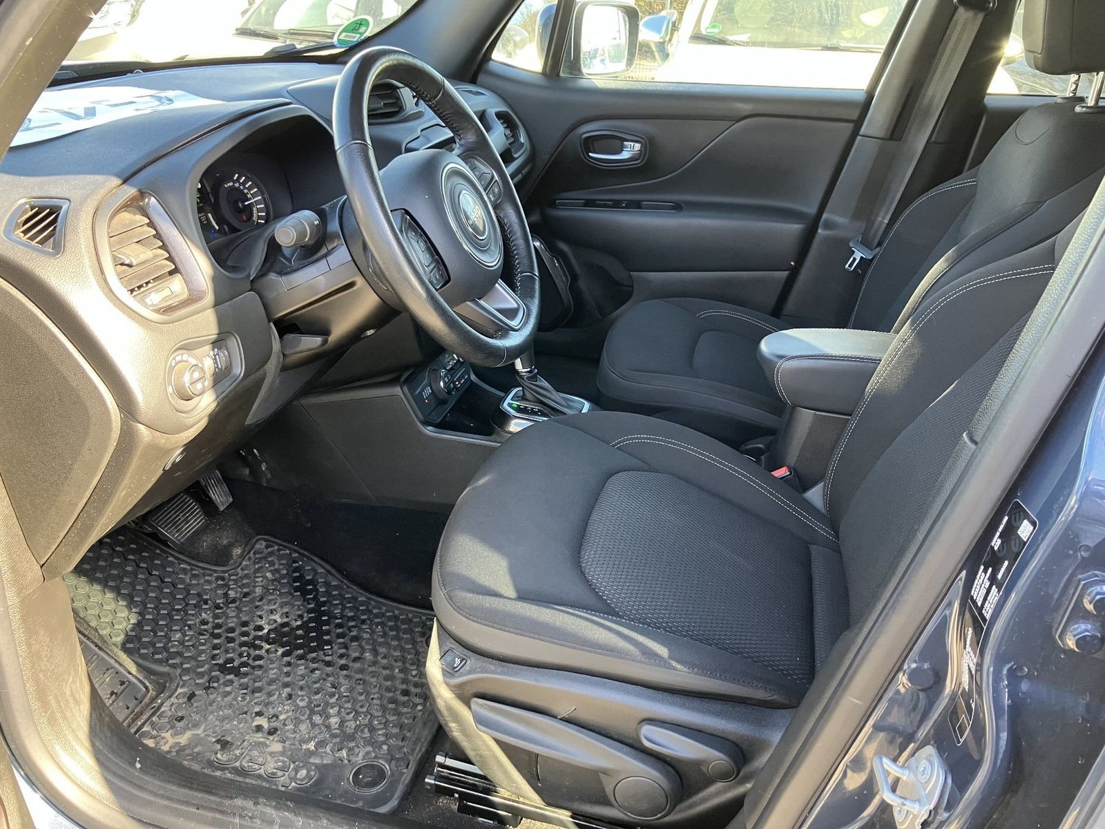 Jeep Renegade - Bild 7