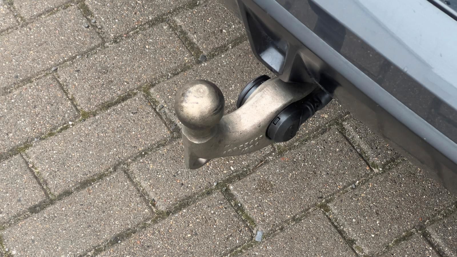 Fahrzeugabbildung BMW X6 M550 i*Laser*STHZ*AHK*HU*B&W*VOLL*Mietkauf