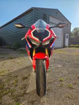 Honda CBR1000RR SP-1 Fireblade - HONDA CB1000R