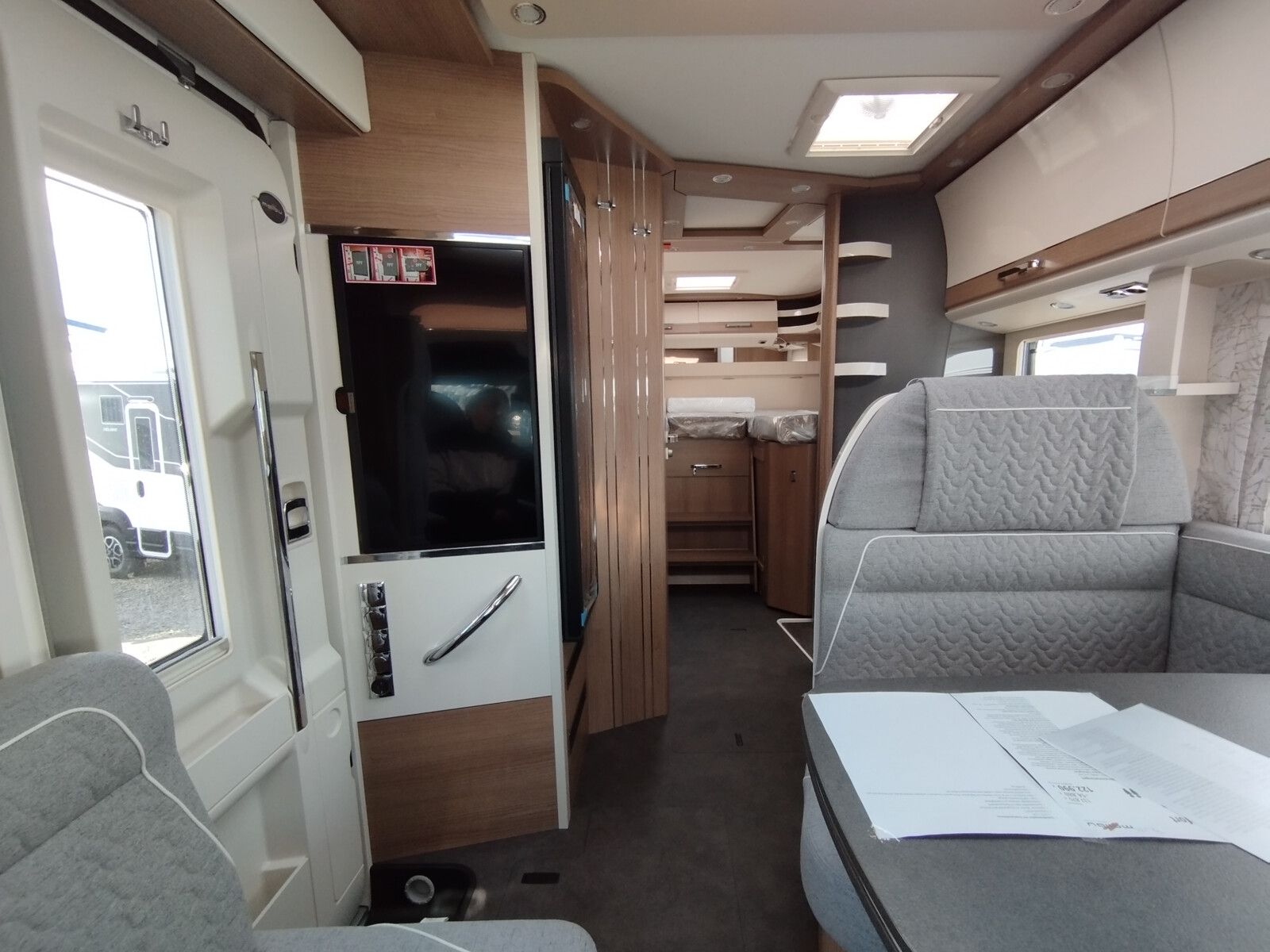Fahrzeugabbildung Malibu T 450 RB LE comfort Dachklimaanlage geschenkt