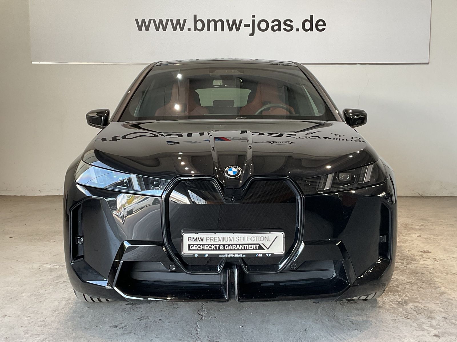 Fahrzeugeinzelansicht 6 Fahrzeugabbildung BMW iX xDrive45 |Luftfederung |M Sportpaket Pro |Bow