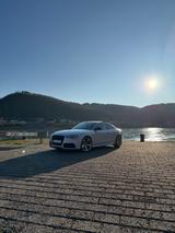 Audi RS5 4.2 FSI S tronic quattro - - graue Audi RS5