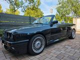 BMW M3 E30 Cabrio - BMW M3: E30