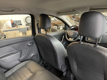 Dacia Logan MCV II Kombi Prestige *1.HAND*NAVI*KLIMA*