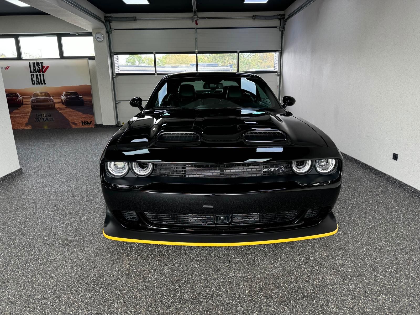 Fahrzeugabbildung Dodge CHALLENGER HELLCAT JAILBREAK -LAST CALL-CARBONE
