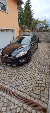 Ford Mondeo 1,6 EcoBoost Champions Edition Turnie...