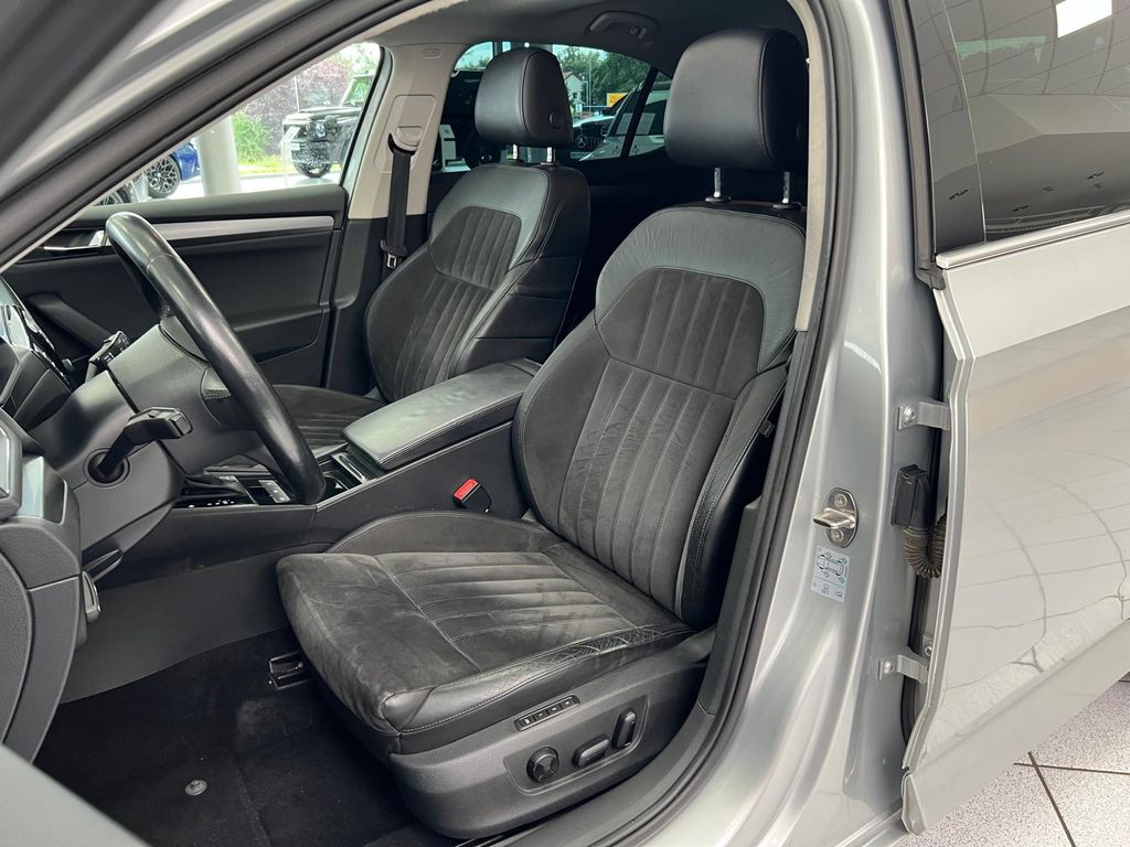 Skoda Superb 2.0 TDI Style Pano*Memory*KAM*NAV*CarPlay