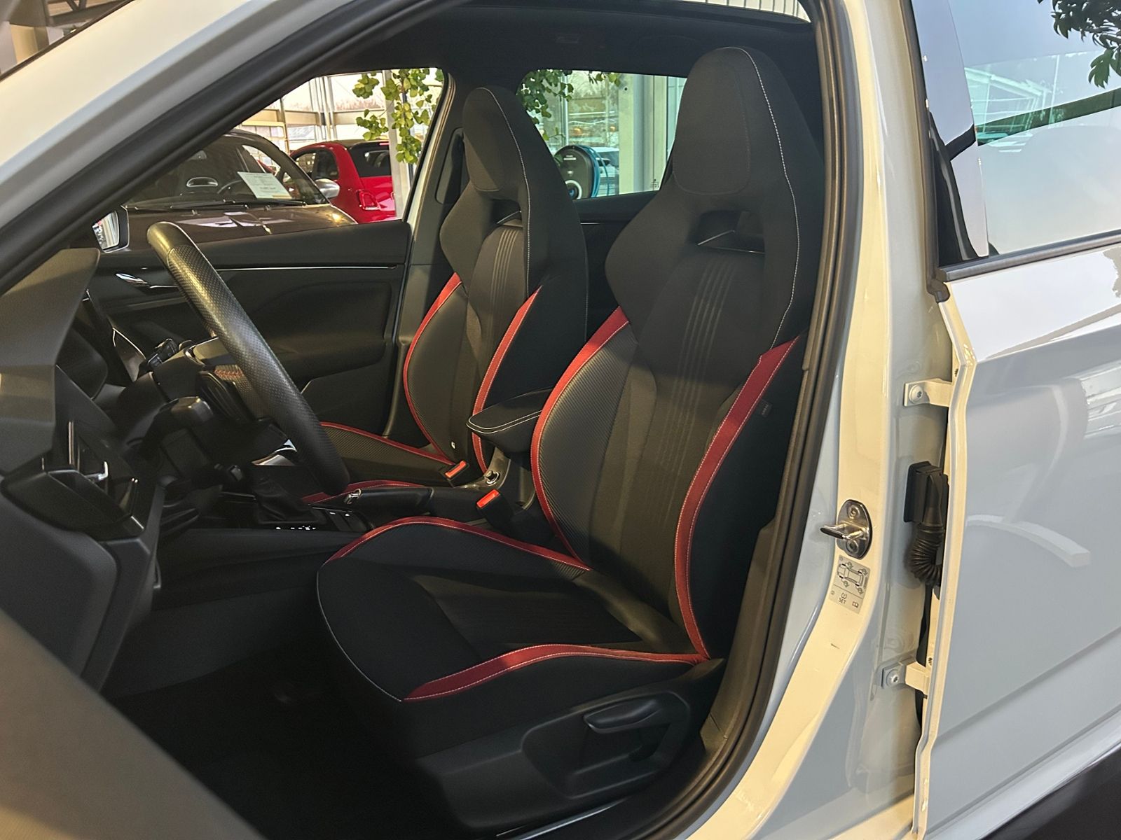 Fahrzeugabbildung SKODA Kamiq Monte Carlo Tiptronic ACC RFK LED