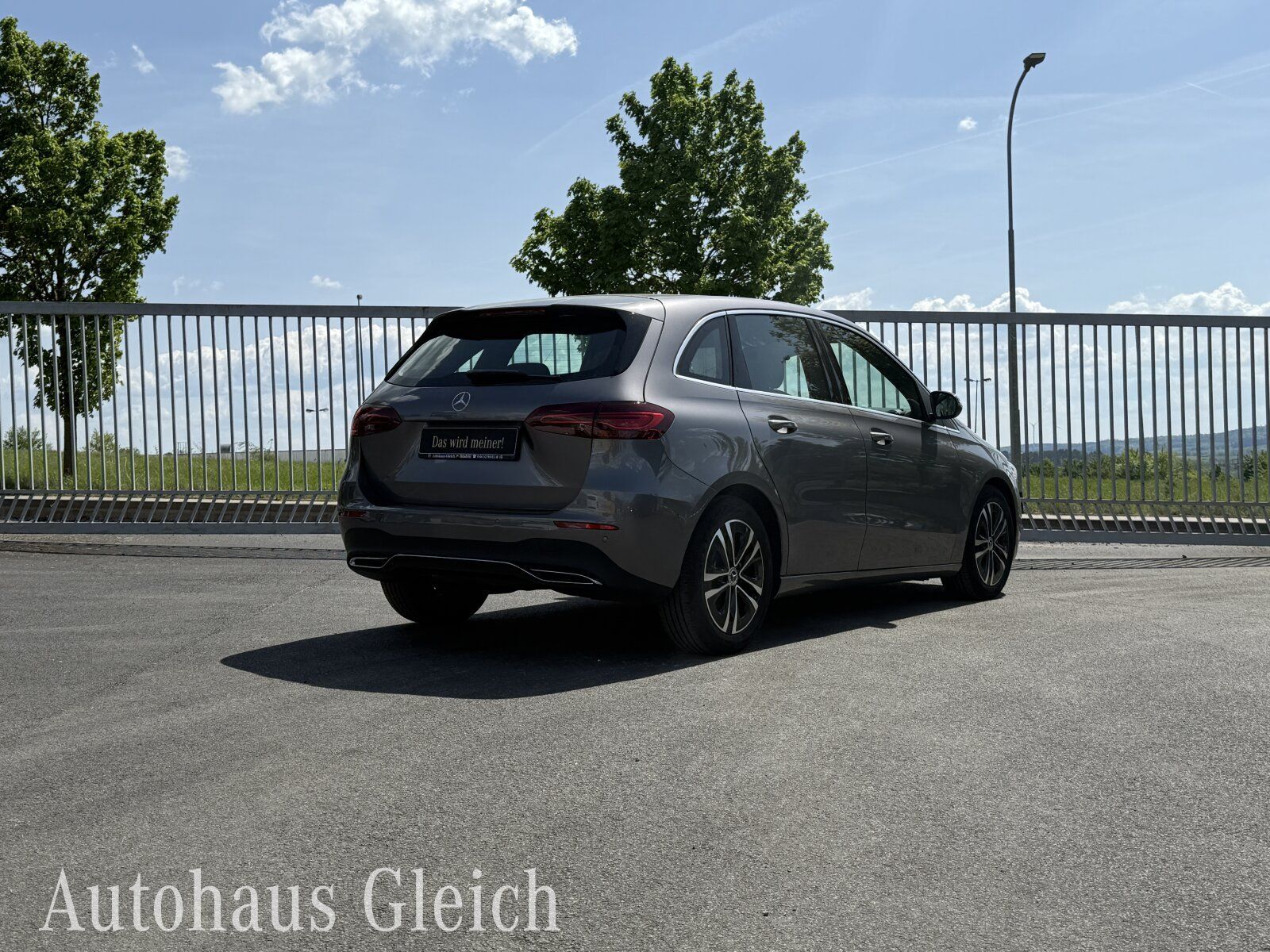 Fahrzeugabbildung Mercedes-Benz B 200 Progressive (EURO 6d) Navi/Autom./Klima/LE