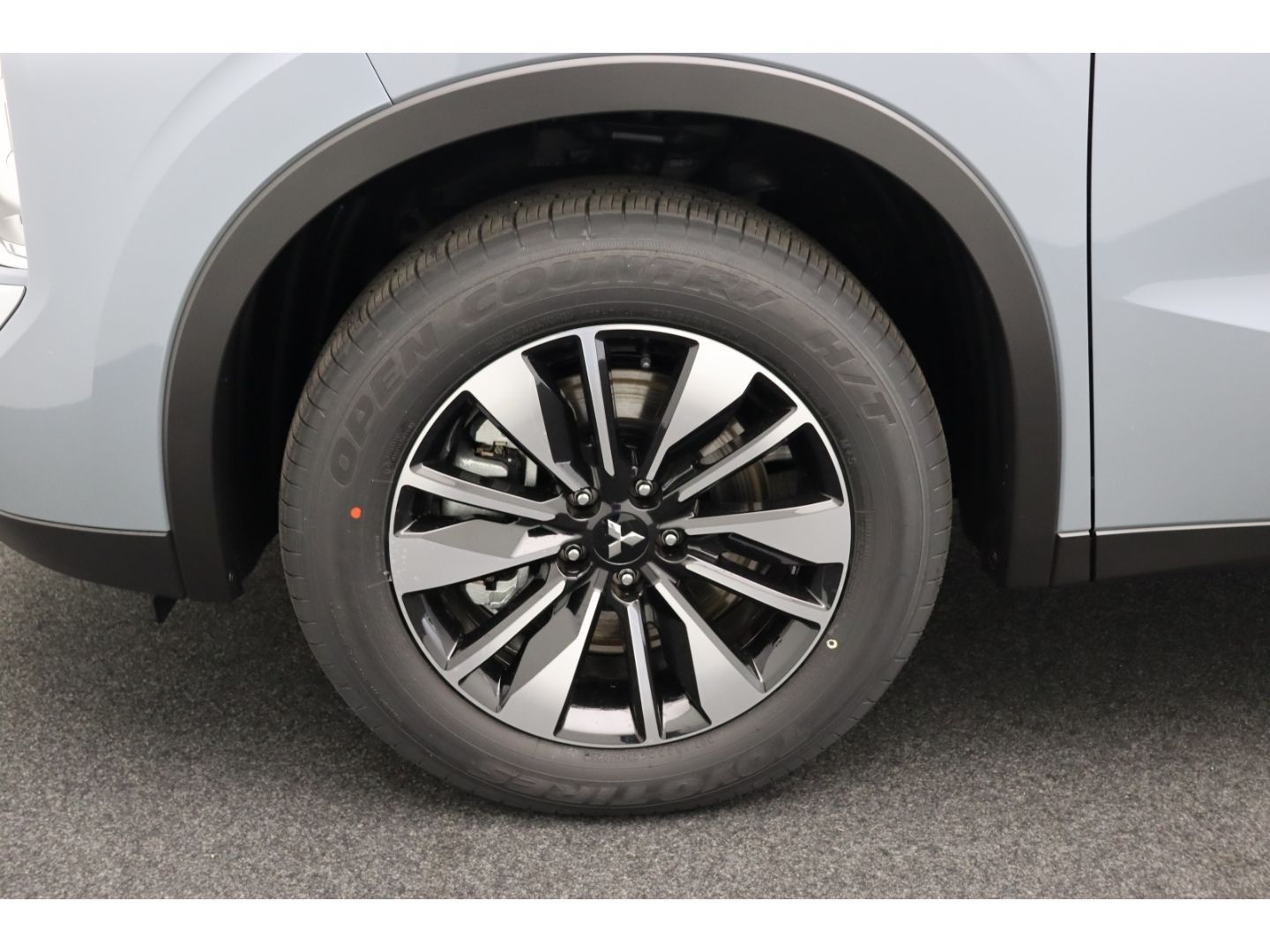 Fahrzeugabbildung Mitsubishi Outlander 2.4 PHEV 100 kW S-AWC Diamant ACC LED