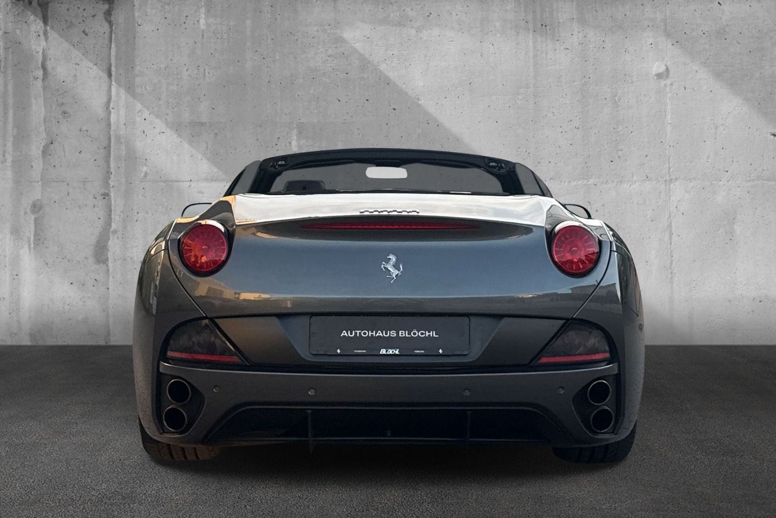 Fahrzeugabbildung Ferrari California*Daytona*Embleme*Dt. Auto
