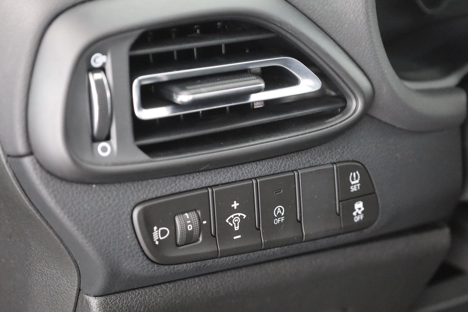 Hyundai i30 1.0 T-GDI Edition 30+ LED Navi Panorama ACC