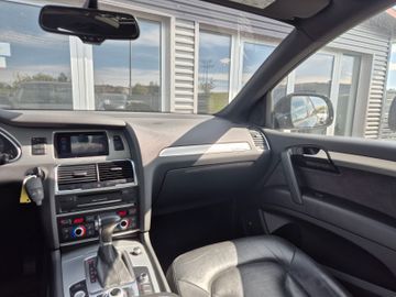Audi Q7 - 10