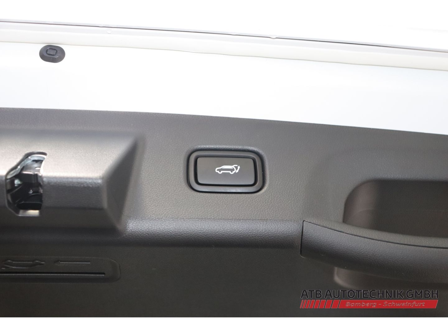 Fahrzeugabbildung Hyundai Tucson MY25 Trend 1.6 T-GDi Hybrid A/T