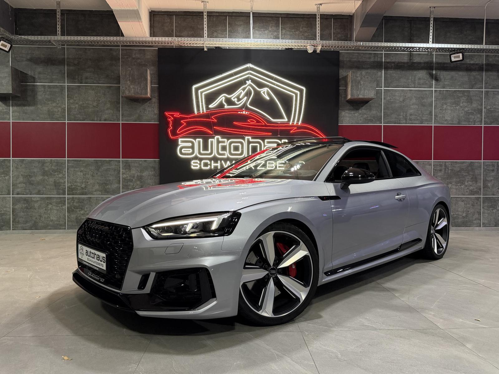 Audi RS5 2.9 TFSI quattro *PANO*SCHALE*MATRIX*H-UP