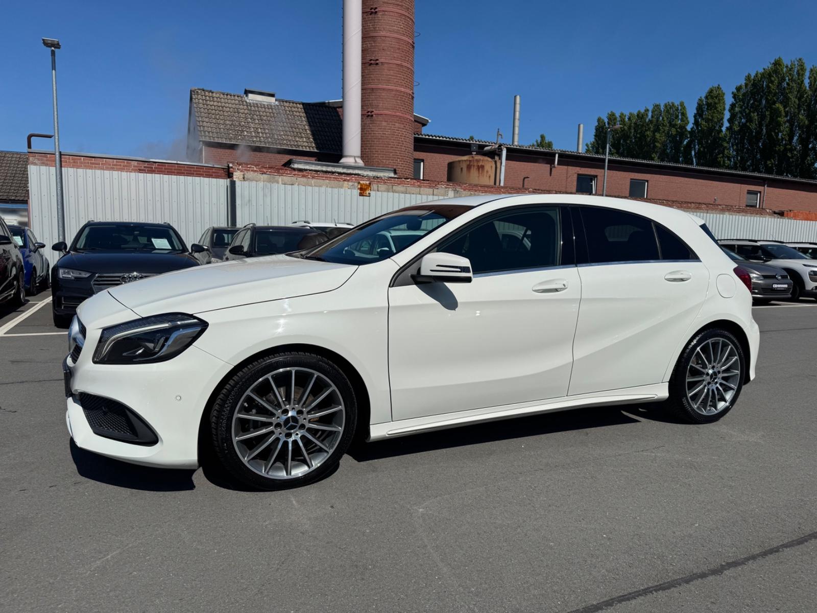 Mercedes-Benz A 180 *AMG*NAVI*SITZH*PDC*TÜV28*GARANTIE*LED*2H