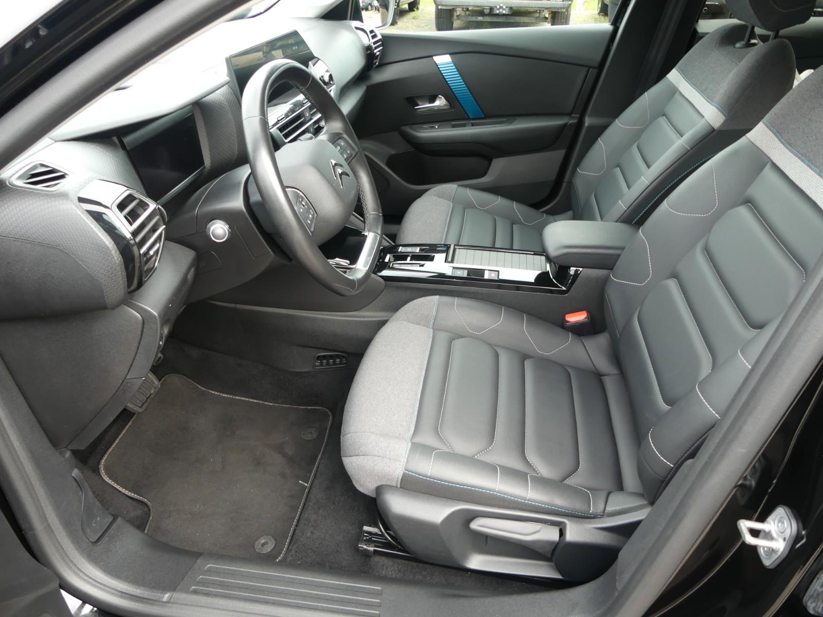 Citroën ë-C4 Shine 136 inkl. Winterkompletträder