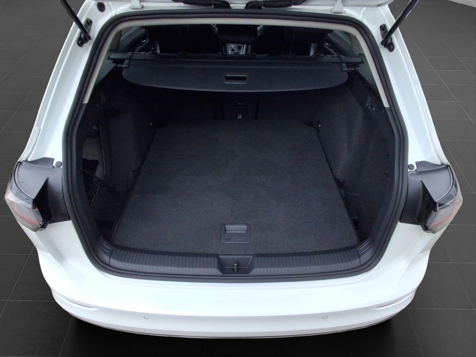 Volkswagen Golf - Bild 17