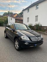 Mercedes-Benz ML 350 4MATIC - - gebrauchte Mercedes-Benz ML 350 aus dem Jahr 2005