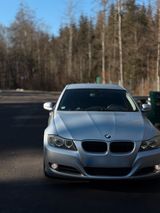 BMW E90 318d Eibach/Sitzh./2-Zonen./CIC/Te... - BMW 318 mit Diesel-Antrieb: Limousine, E90