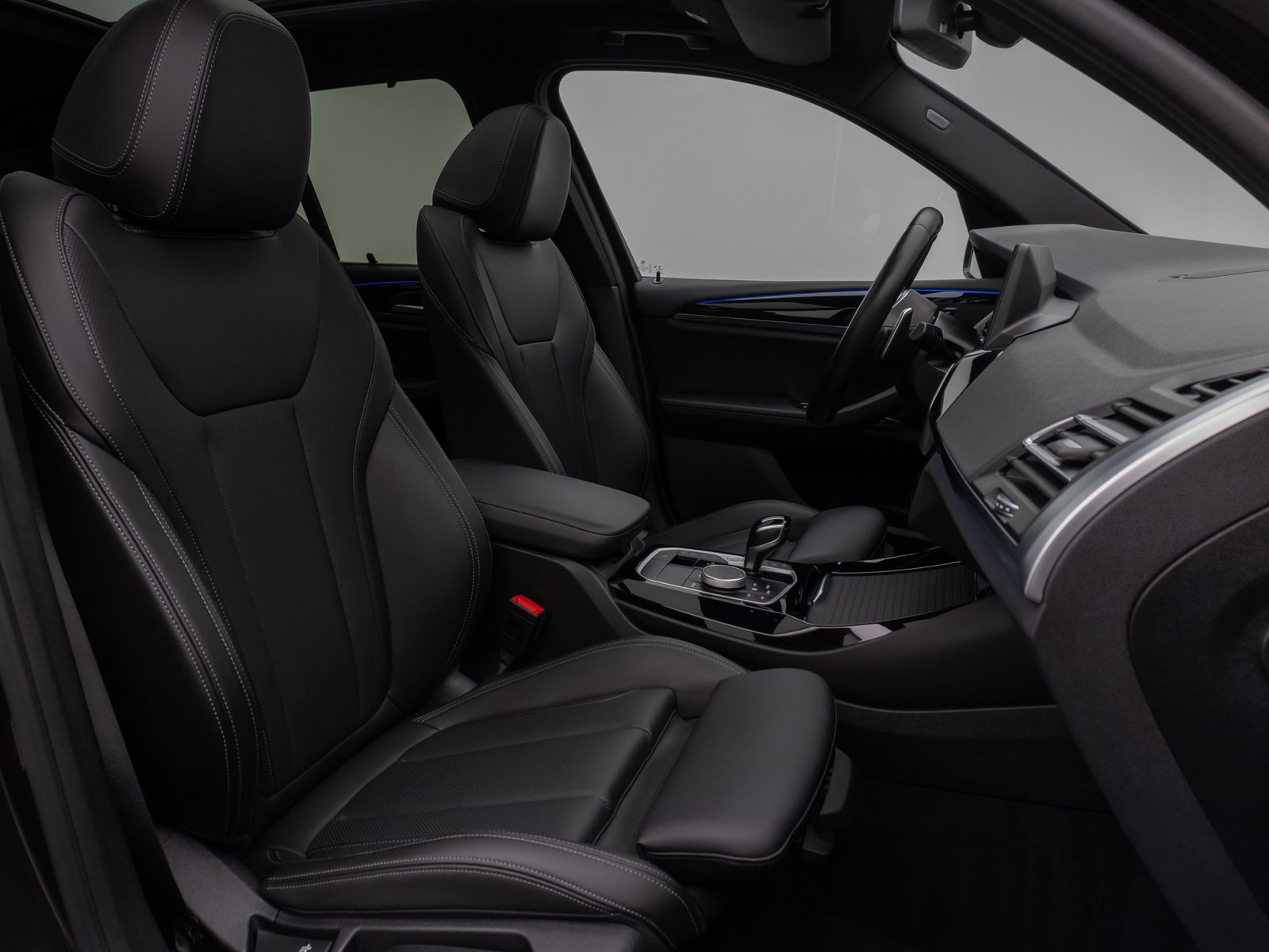 Fahrzeugabbildung BMW X3 xD20d M Sport Panoram 360°DAB Lenkrhz Komfort