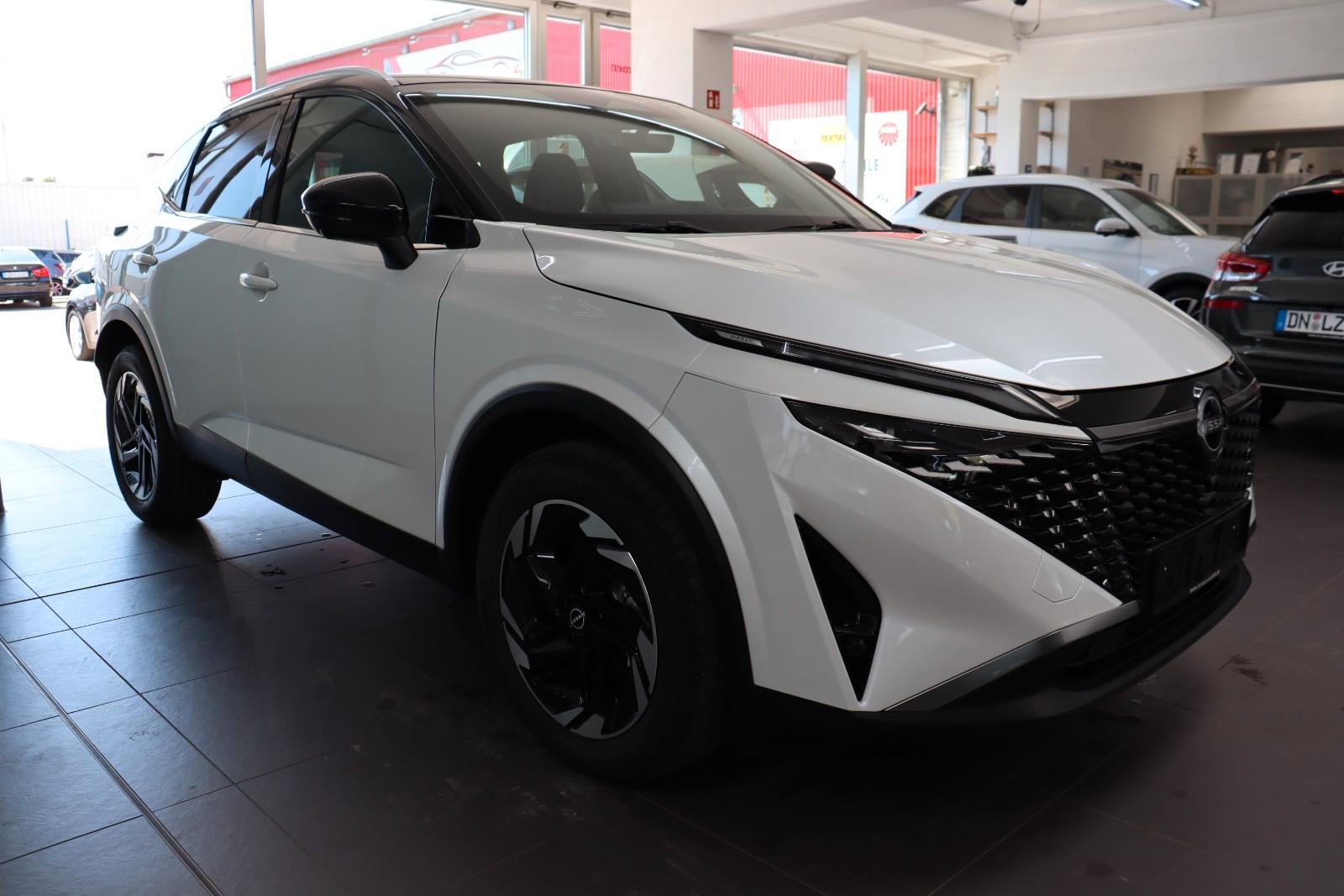 Nissan Qashqai 1.3 AT N-Connecta Navi,LED,TLeder SOFORT