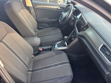 Volkswagen T-Roc - 12