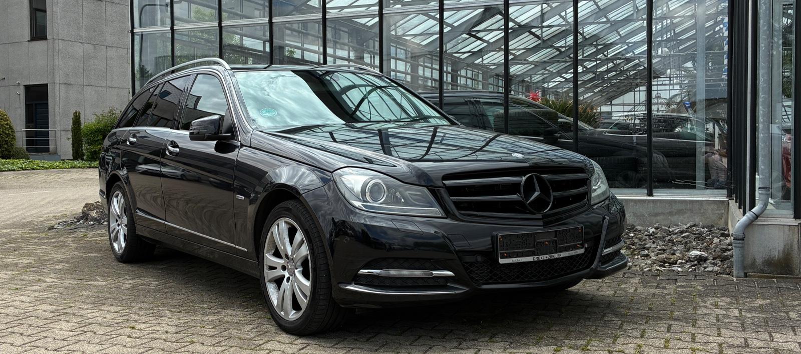 Mercedes-Benz C 220 T-Modell Avantgarde CDI Automatik