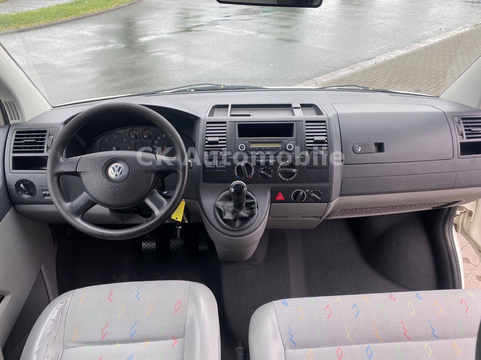 Fahrzeugabbildung Volkswagen T5 Transporter Kombi 1.9 TDI/9 Sitze/Klima/AHK