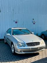 Mercedes-Benz Ich verkaufe Mercedes CLK 1.8 - Mercedes-Benz CLK 200 in Bochum