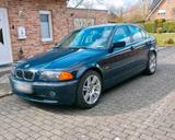 BMW E46 323i M Technik 1 - BMW 323 aus 1999: 323i