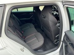 SKODA Octavia Combi RS 2.0 TDI DSG 4x4