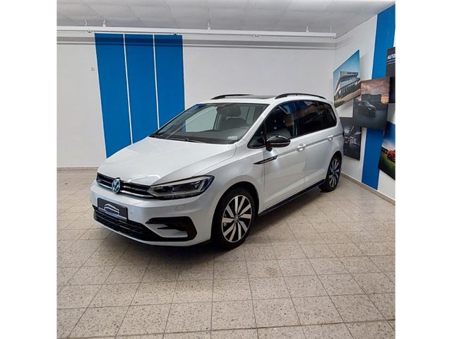 Volkswagen Touran Highline DSG 7-Sitzer AHK SHZ Pano Nav 18