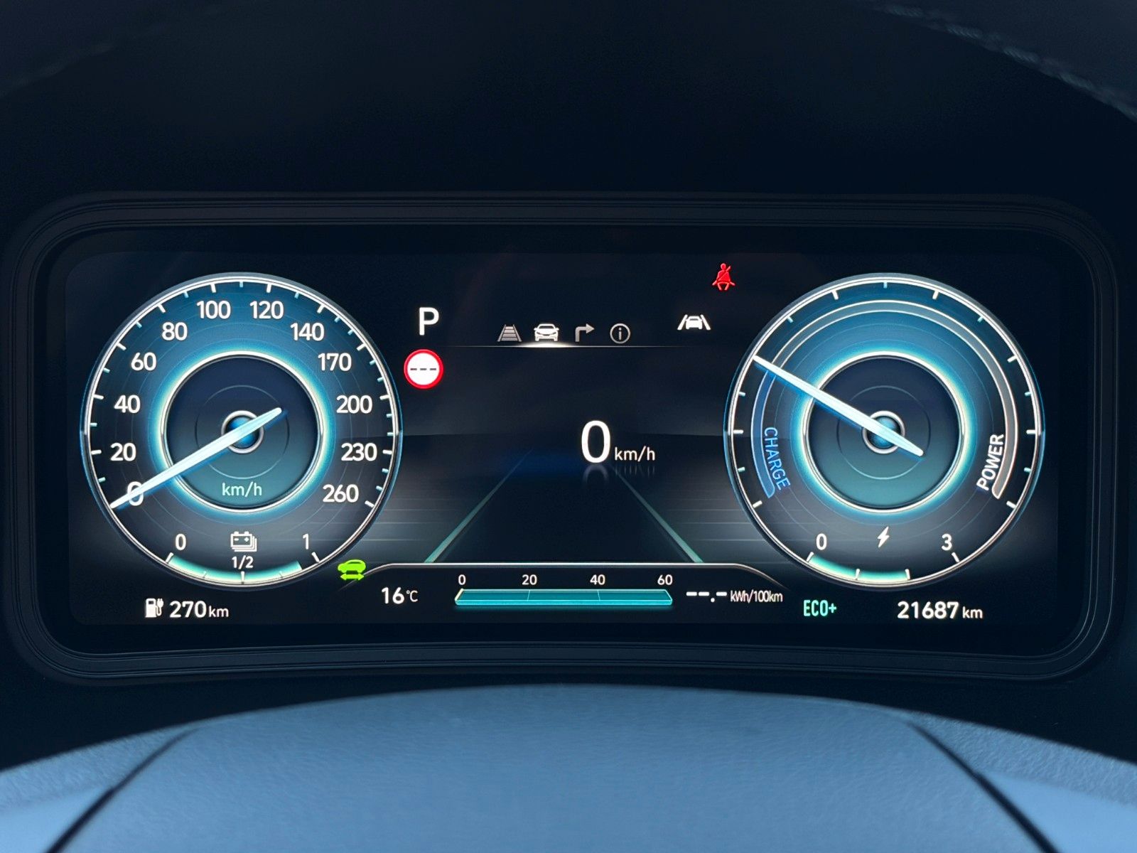 Fahrzeugabbildung Hyundai KONA E Trend SHZ LHZ LKA LFA ACC KRELL CarPlay