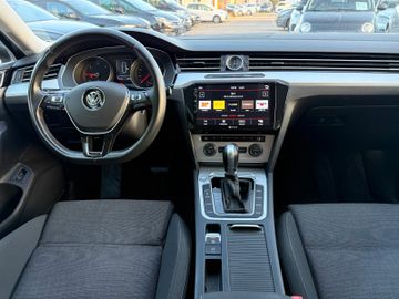 Volkswagen Passat Variant - 12