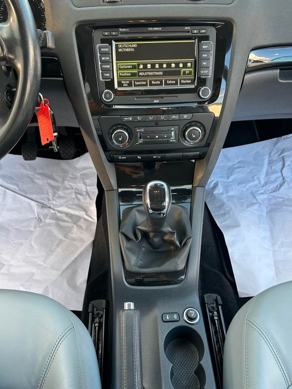 Car Image 24