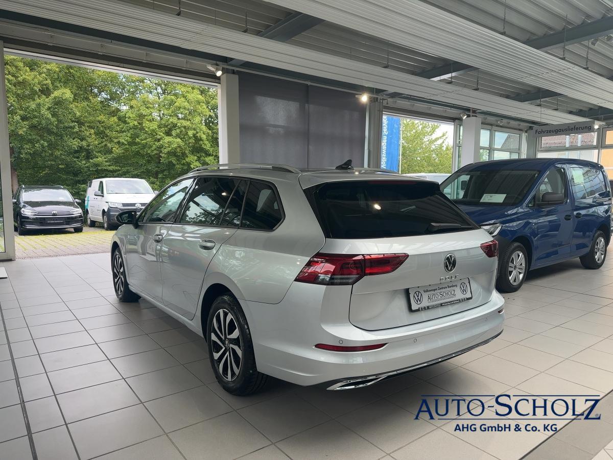 Volkswagen Golf VIII Variant 1.5 TSI Active+AHK+STANDHZ+ACC