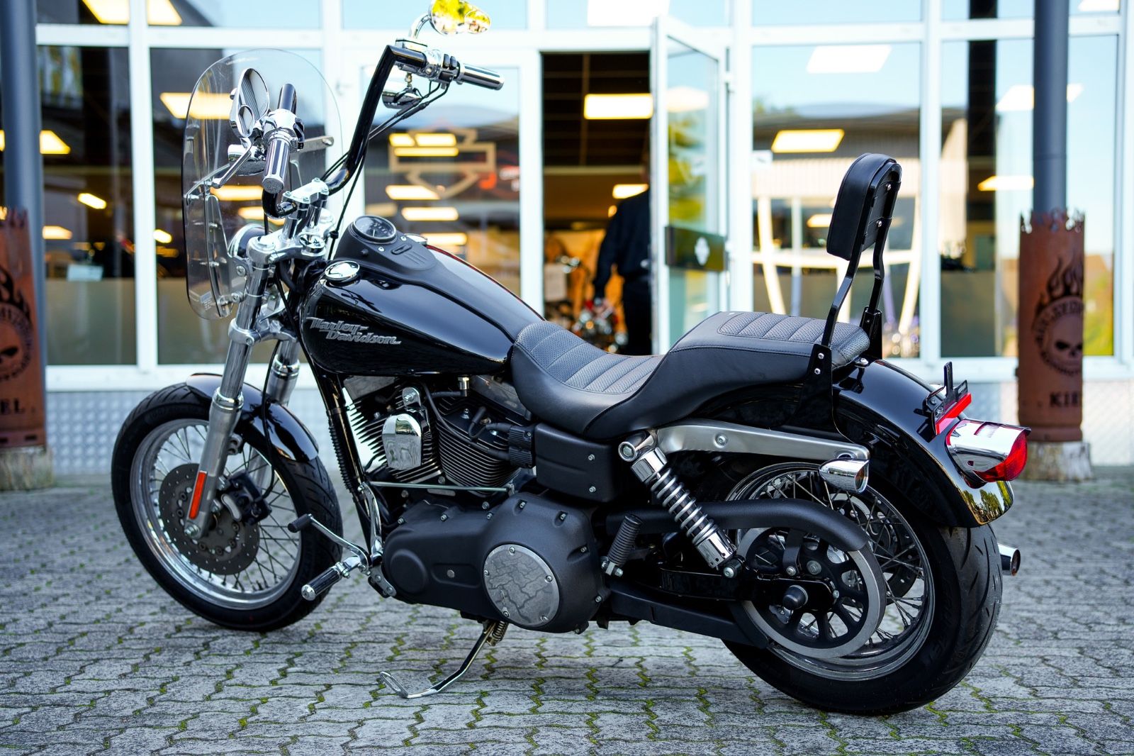 Fahrzeugabbildung Harley-Davidson FXDB Dyna Street Bob Twin Cam 96 - APE LENKER
