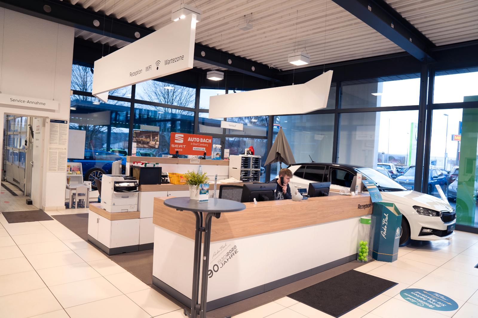 showroom-image-bottom