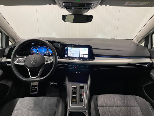 Golf VIII Move 1.0 eTSI DSG LED NAVI ACC SHZ