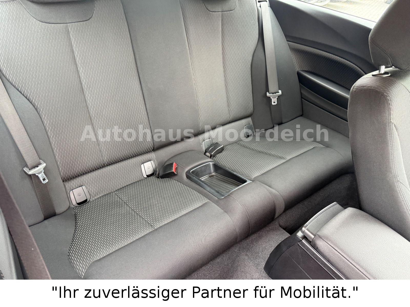 BMW 118 d Advantage 2.Hand M-Sport Navi LED TÜV NEU