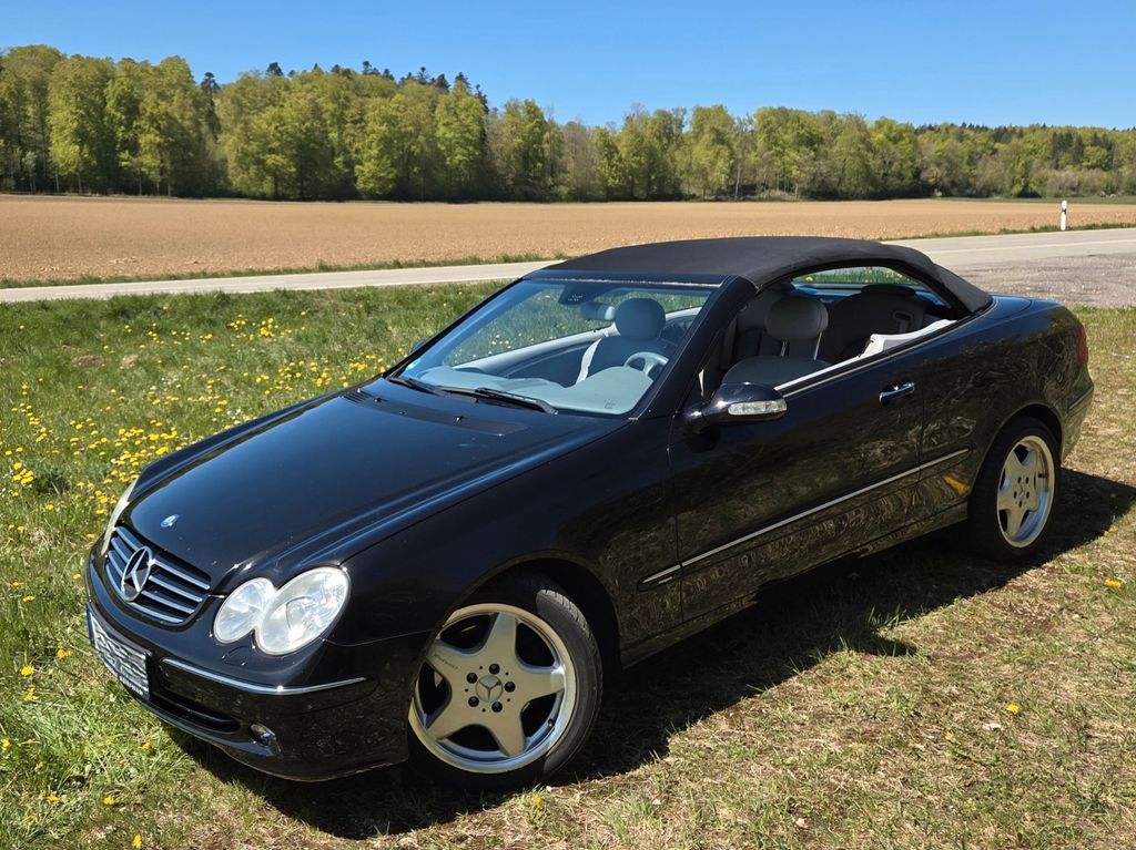 Mercedes-Benz CLK 320