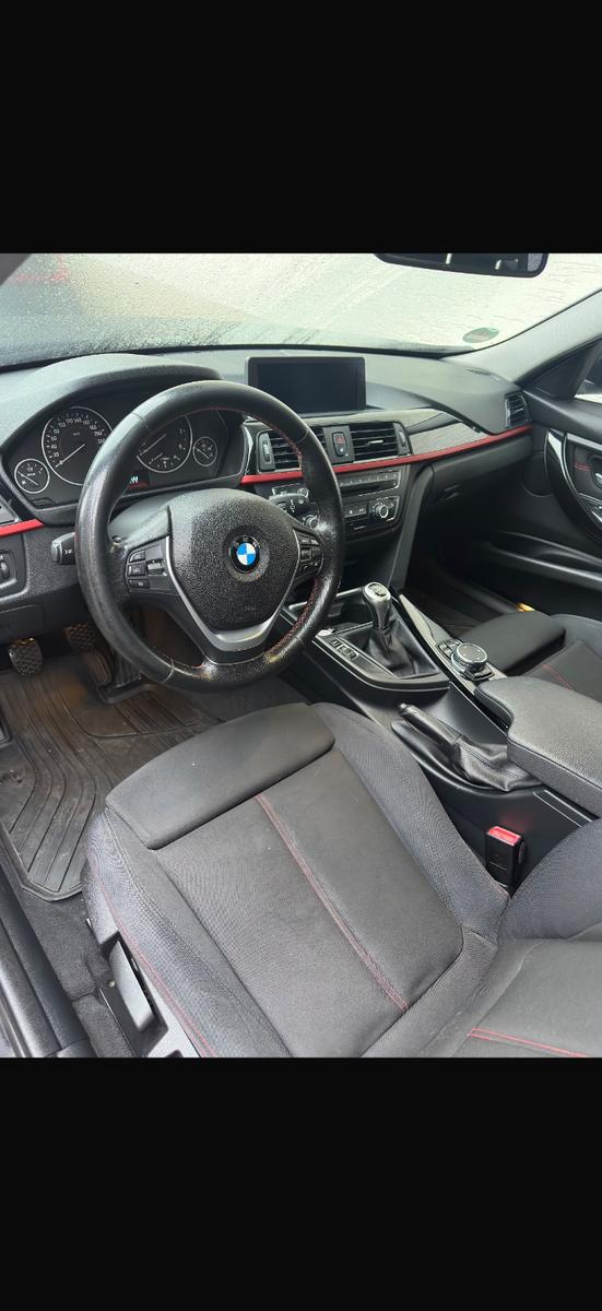 BMW 320 2013 — interior