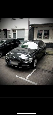 BMW 320i Luxury Line AUTOMATIK LEDER GR. NAVI