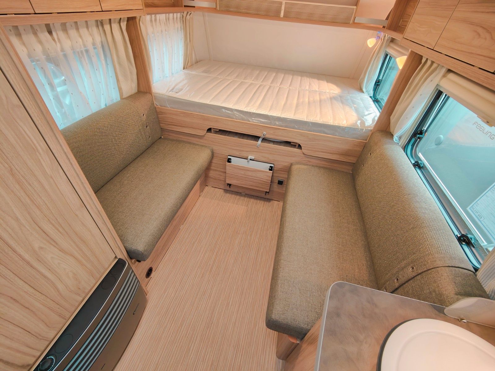 Fahrzeugabbildung HYMER / ERIBA / HYMERCAR Feeling 515 Elegance - SPRING SALE -